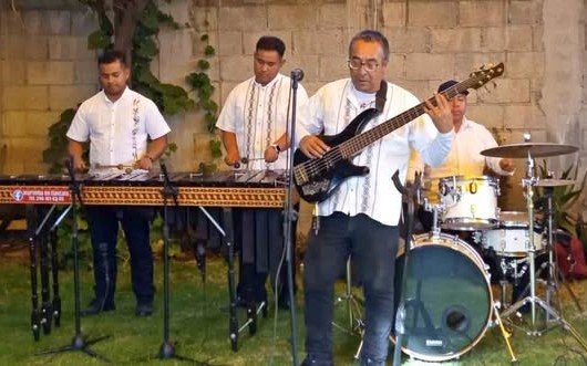 Contratar Marimba
